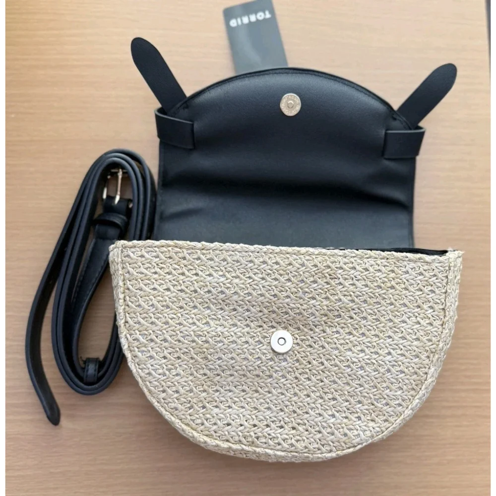 Black Faux Leather & Raffia Belt Bag Purse And Clutch Handbag Sz 1X ( 14 - 16 )